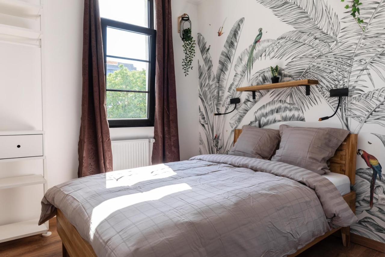 Iqs Rooms - Chambre Double Avec Salle De Bain Luxemburgo Exterior foto